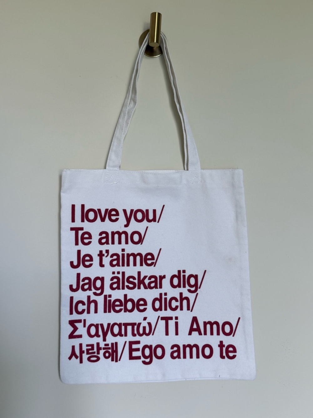 Classic White Tote Bag with Maroon 'I Love You' Multilingual Print